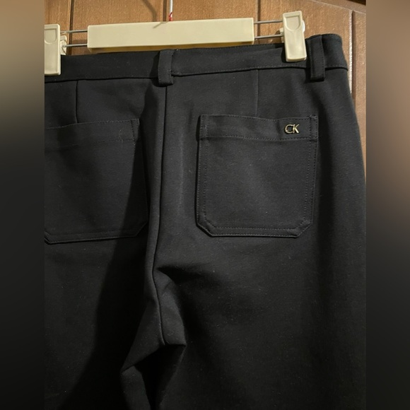 NWT Calvin Klein Modern Essentials Black Pants -Size 6 - Picture 3 of 10